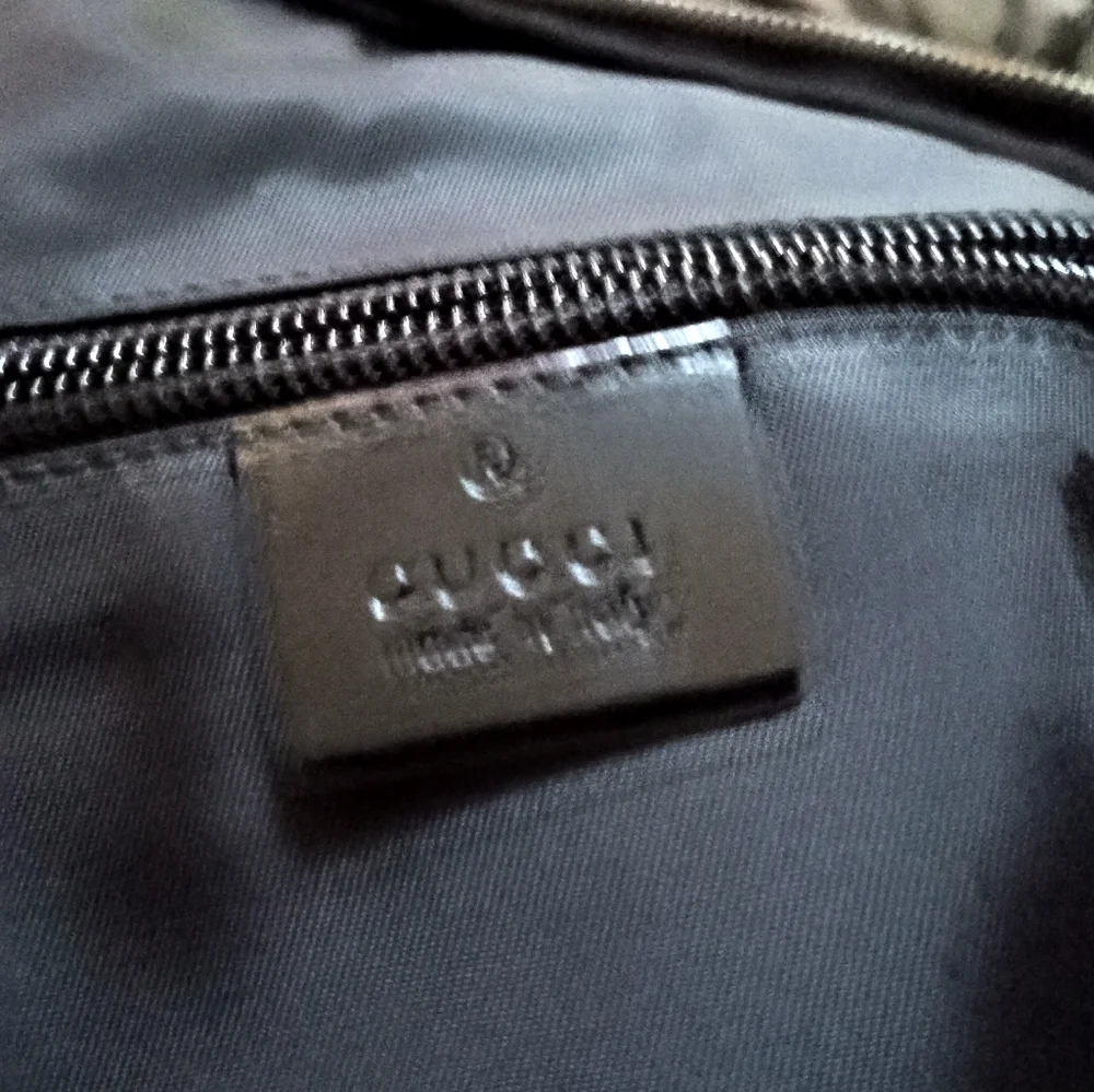 Backpack - Picture 3 of 5